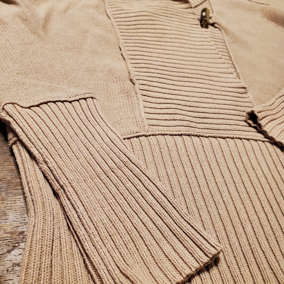 Gap cream hooded ribbed knit sweater - Picture 2 of 3